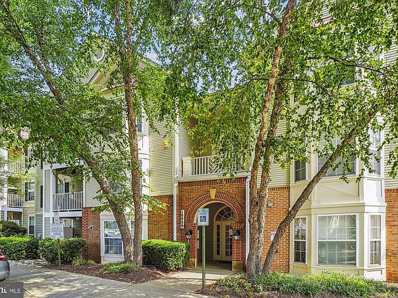 2nd image of 18809 Sparkling Water Dr APT 301
