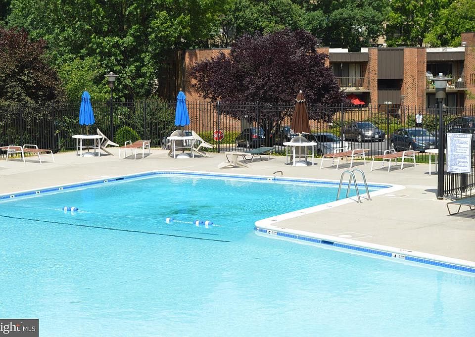 2nd image of 7908 Inverton Rd APT 202