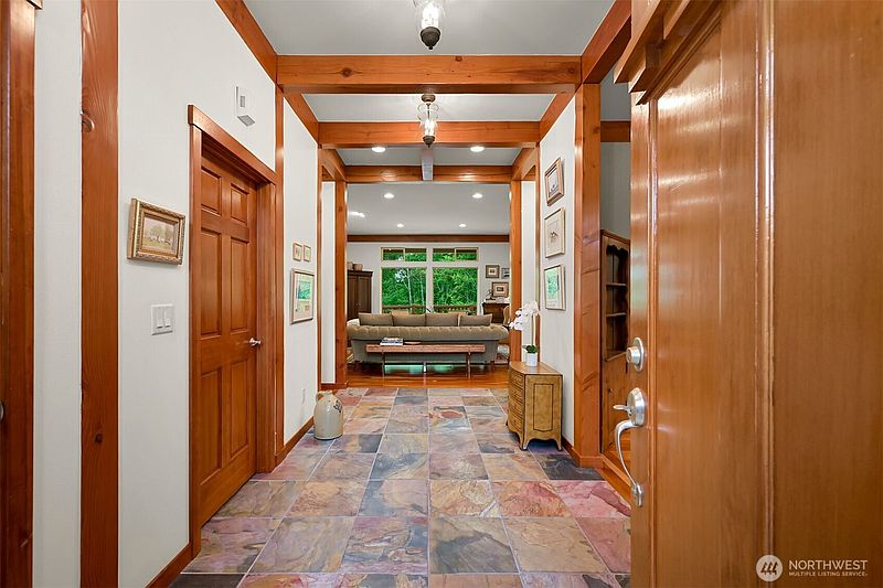 5th image of 1910 40th Street