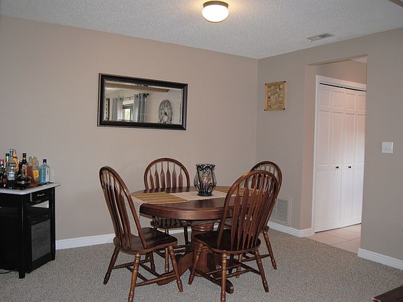 4th image of 38 Rosewood Dr