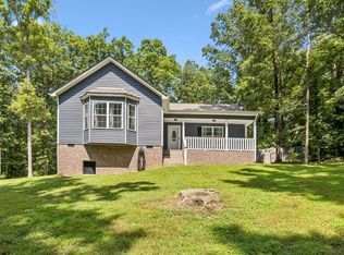 1004 Johnston Dr, White Bluff, TN 37187