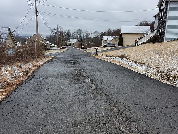 3rd image of 172 Beth Ln #Lane00