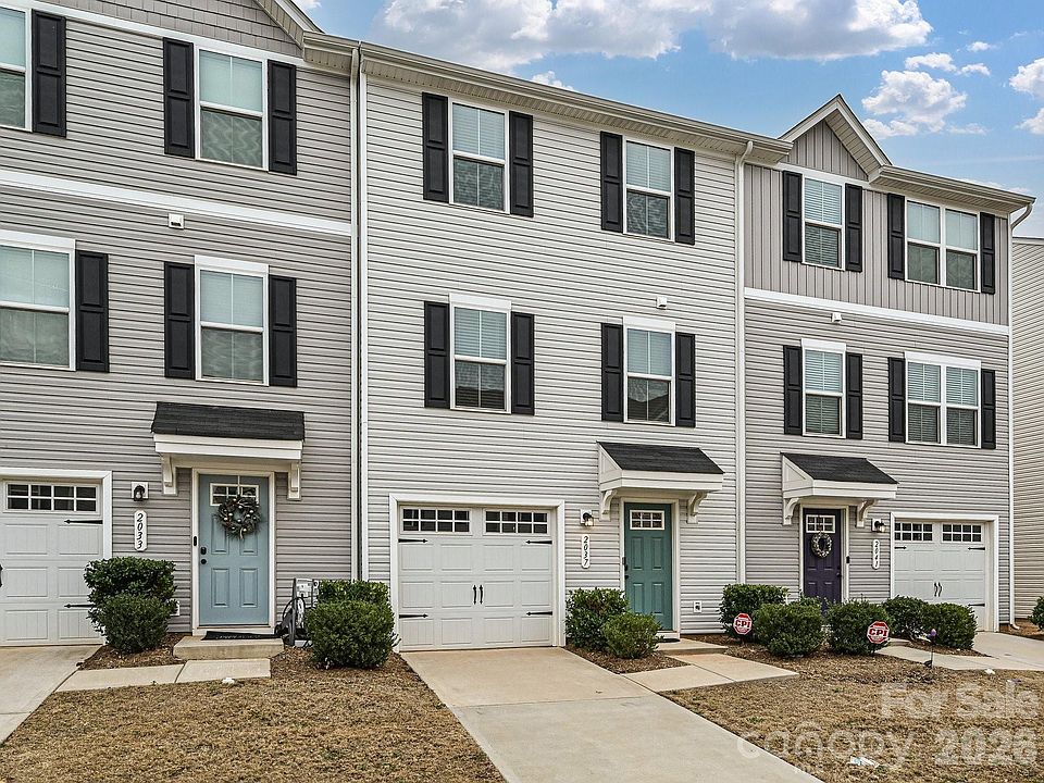 1st image of 2037 Langer St