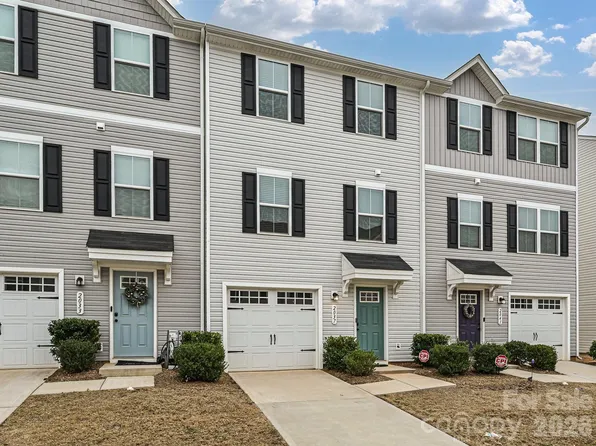 2037 Langer St, Charlotte, NC 28214