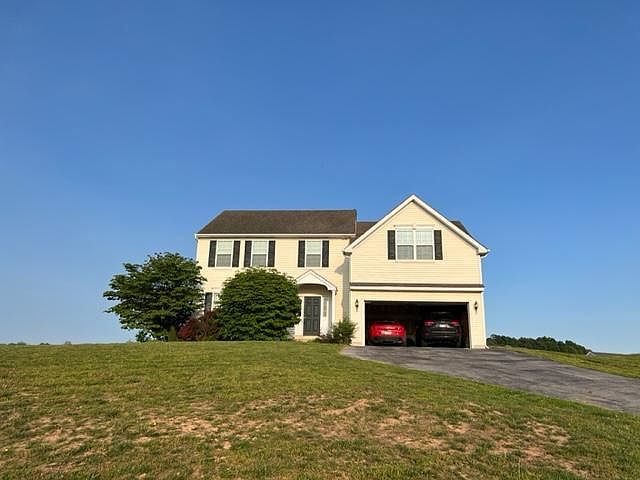 1st image of 501 Boxwood Ct