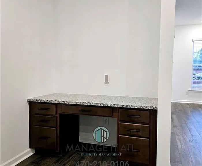 6162 Wayburn St — Photo 7