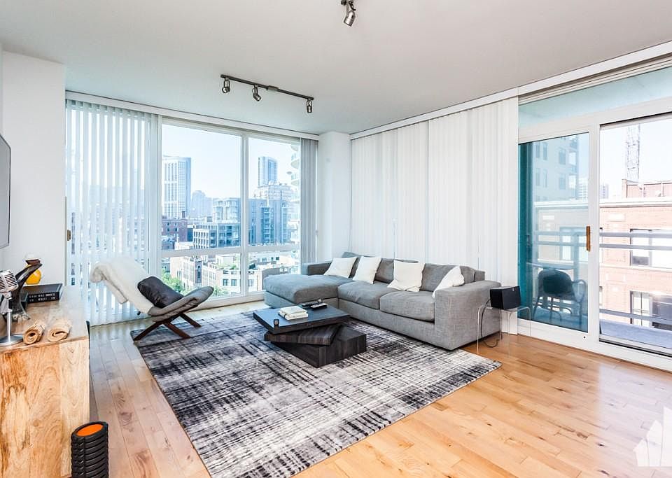 1st image of 757 N Orleans St APT 812