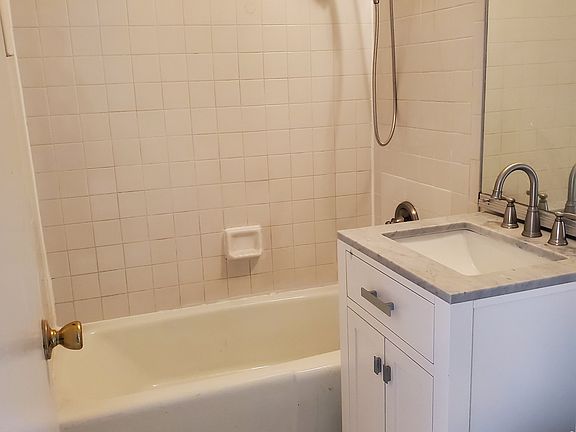 5th image of 11818 Union Tpke APT 16F