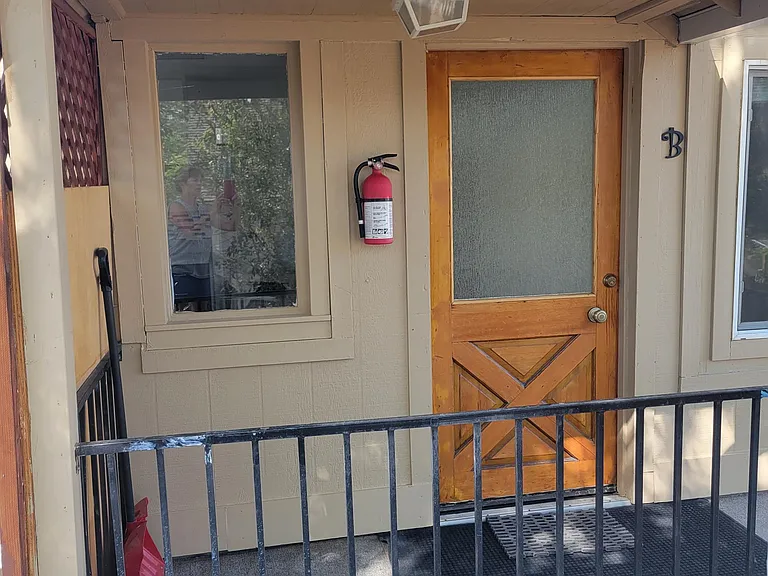 1027B Nevada St #B — Photo 6
