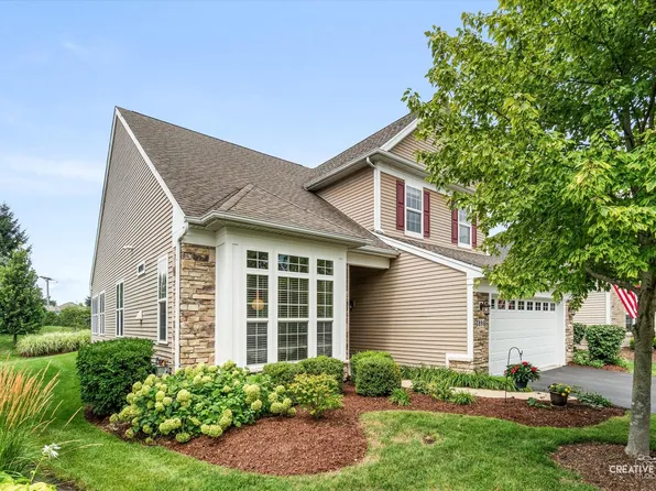 (undisclosed Address), Elgin, IL 60124