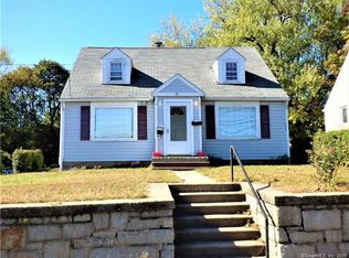 984 Highland Ave, Waterbury, CT 06708