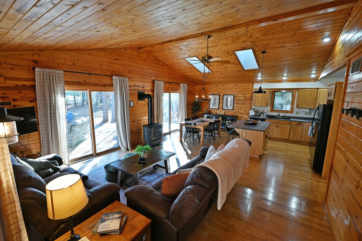 next background image