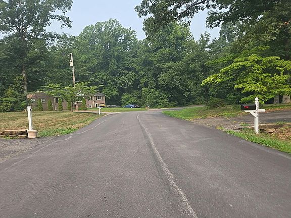 5th image of 10239 Seville Dr