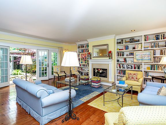 5th image of 34 Dunemere Ln