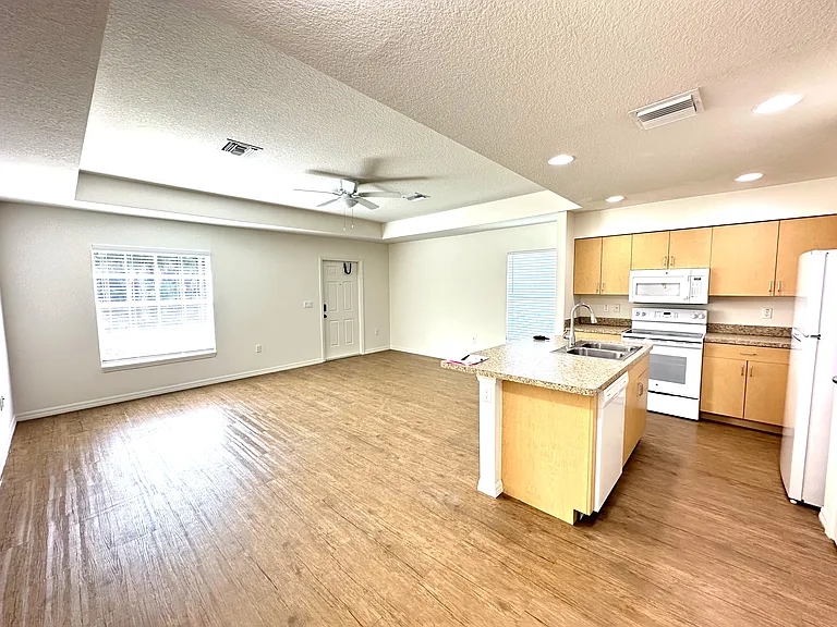 3523 S 7th St #A — Photo 10