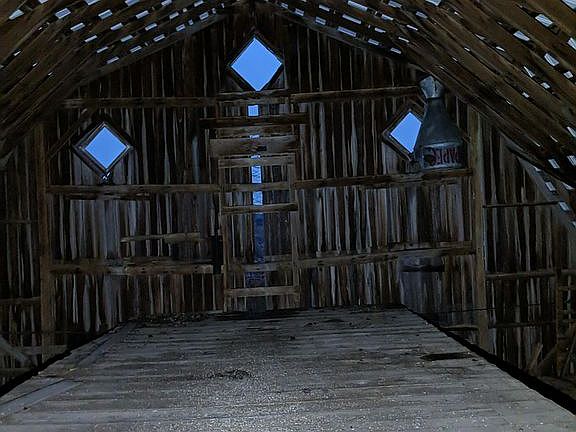 4th image of 7109 N State Road 63