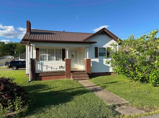 449 Kane St, Milton, WV 25541