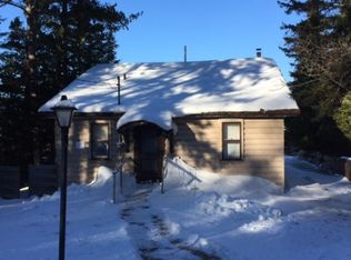414 Lakeside Dr, Mackinaw City, MI 49701