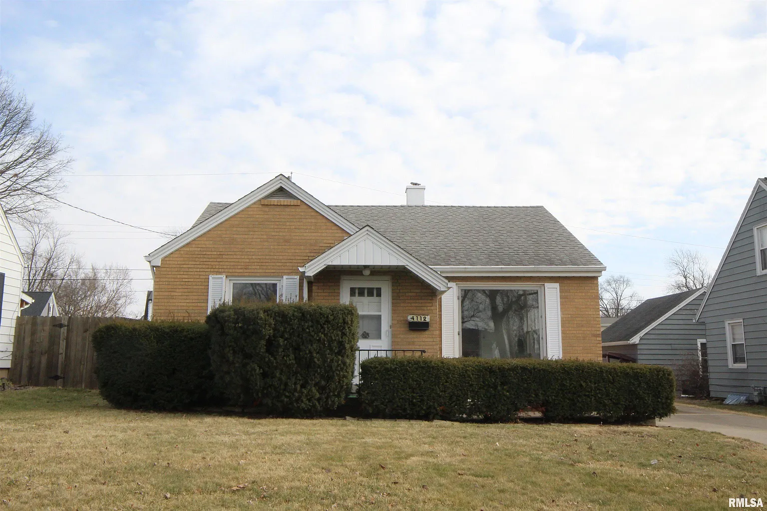 4112 N Devon Ln photo 1
