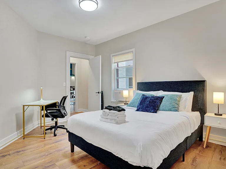 273 Richmond Avenue — Photo 6