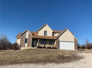 33960 W 255th St, Paola, KS 66071