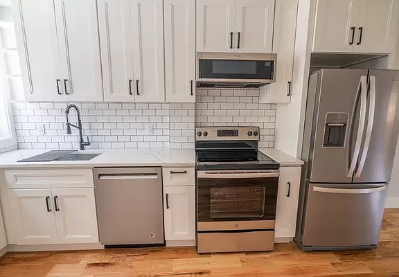 3rd image of 1145 E 213th St