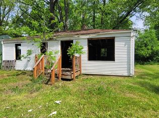 402 W Gracelawn Ave, Flint, MI 48505