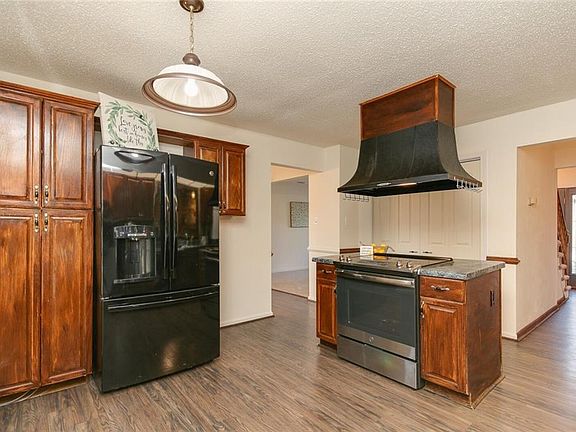 5th image of 1304 Faraid Ln