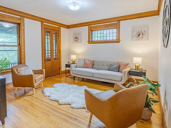 5th image of 918 Goodrich Ave APT C