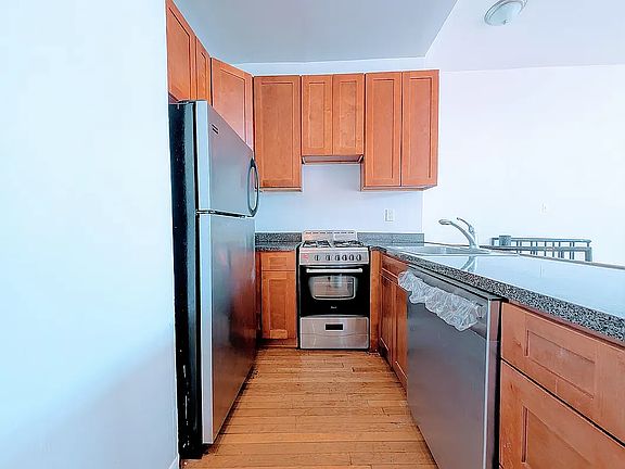 3rd image of 71 Columbia St #1F