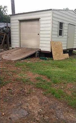 2nd image of 184 1st Ave N
