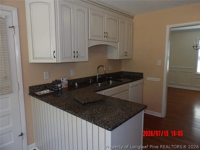 1991 Westcliff Rd — Photo 6
