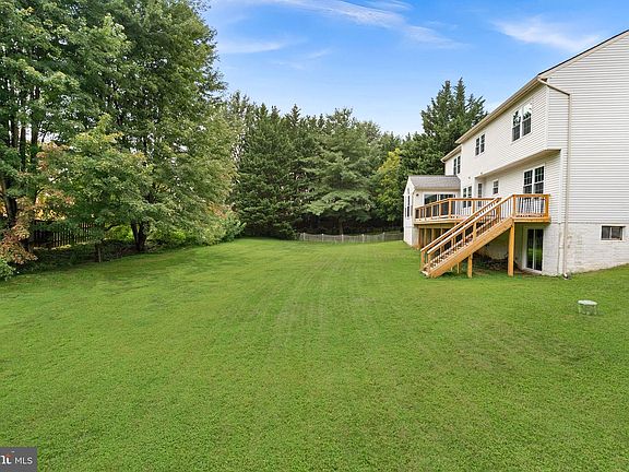 4th image of 37743 Sutton Dr