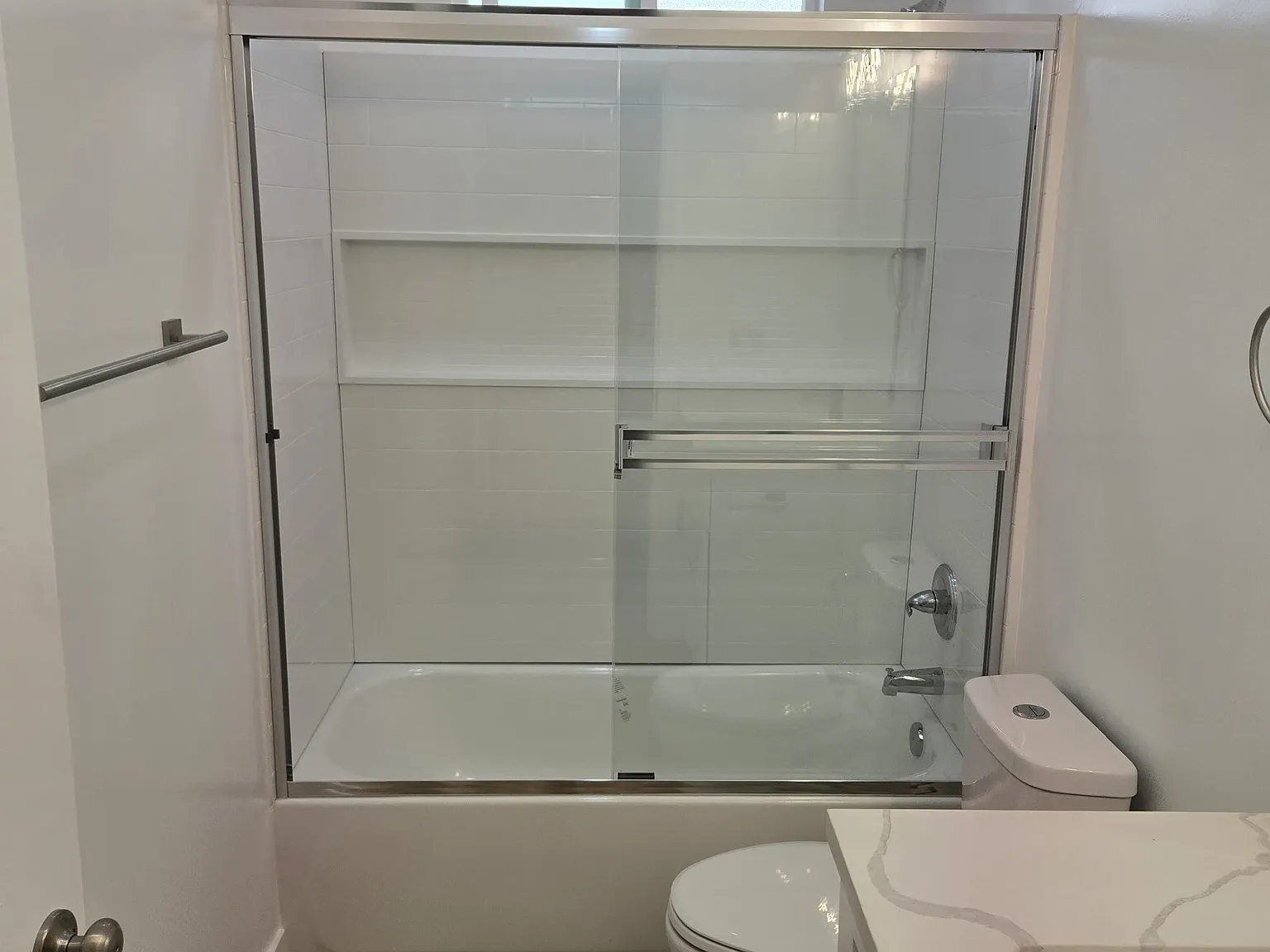 2 bed, 720 sqft, $2,375 — Photo 2