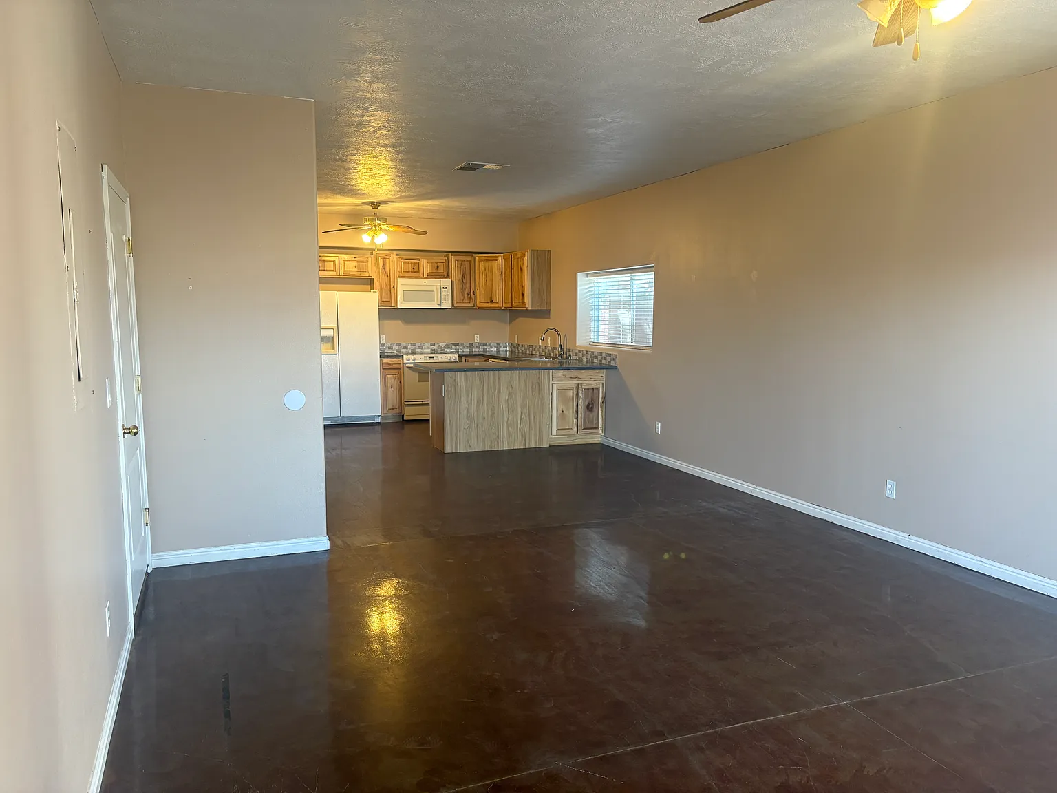 2334 Webb Cir — Photo 3