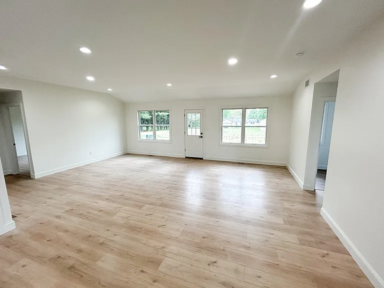 3654 Rolling Ridge Rd NE #UP — Photo 8