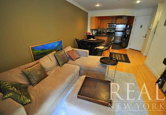 2nd image of 143 Mulberry St #7B