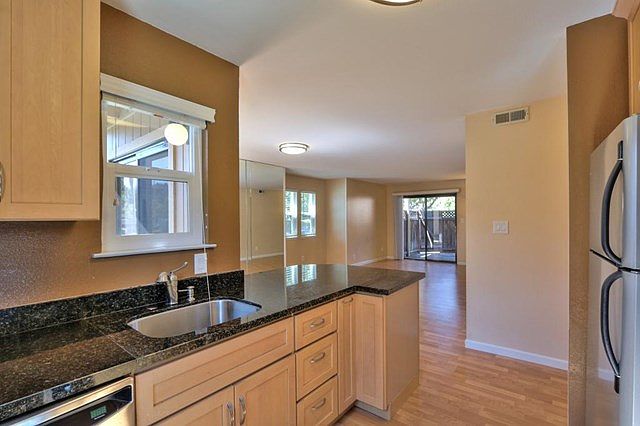 1st image of 598 Ironwood Ter APT 1