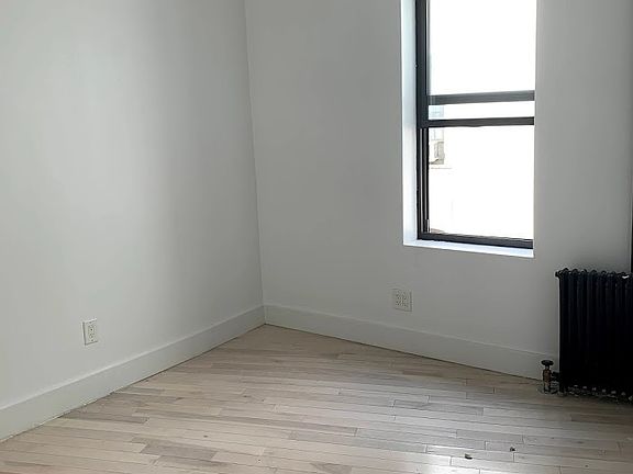 2nd image of 1710 Caton Ave APT 53