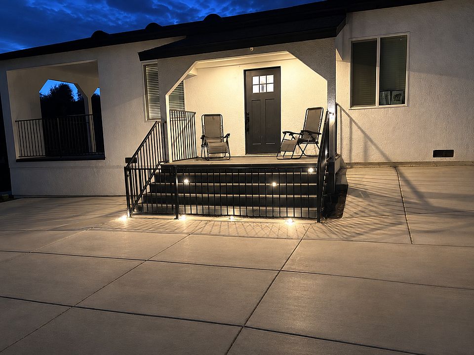 1st image of 20731 Cashew St