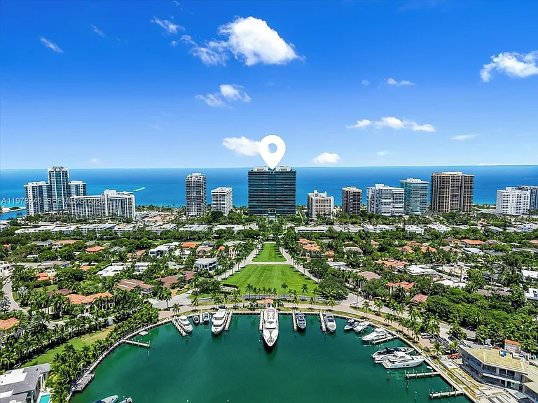 10201 Collins Ave #707 — Photo 38