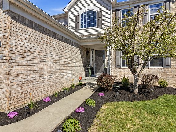 2nd image of 11852 Wynsom Ct