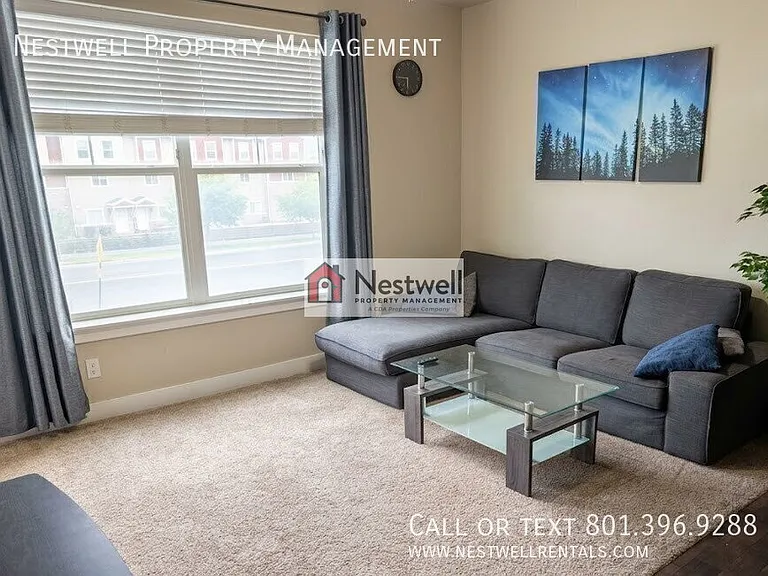 632 N Emery Ln — Photo 3
