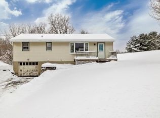 11 Sunny View Dr, Jericho, VT 05465