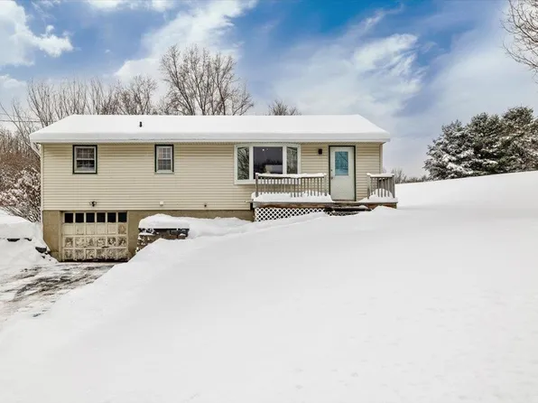 11 Sunny View Drive, Jericho, VT 05465