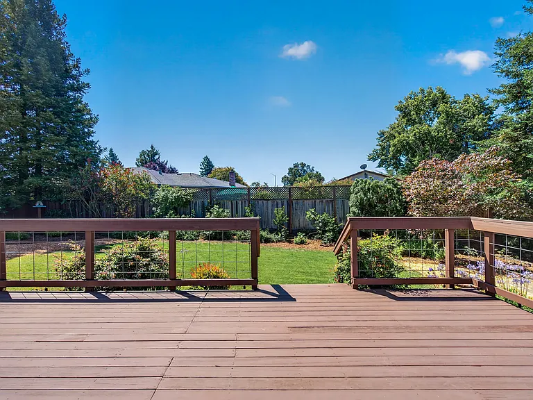 2020 Rivera Dr — Photo 37
