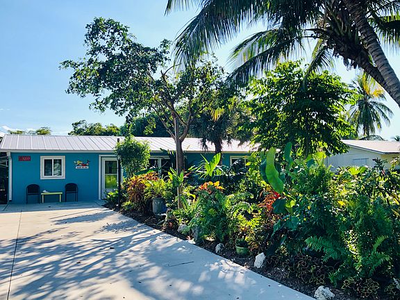 Front Of House and Driveway