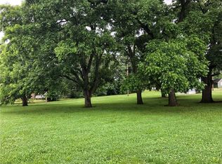 1602 Klabzuba Ave, Prague, OK 74864