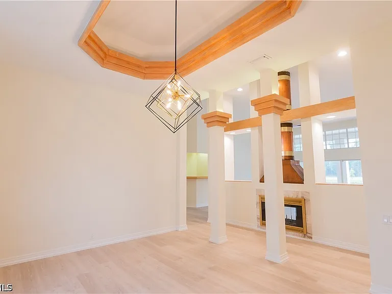 15200 Sweetwater Ct — Photo 16