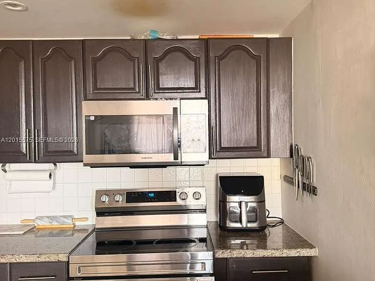 13499 Biscayne Blvd #906 — Photo 7